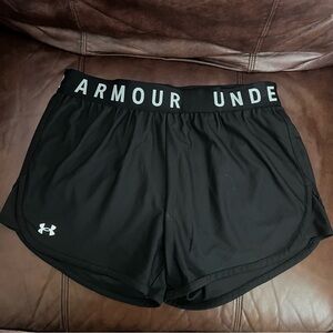 Under Armour Play Up 5 shorts